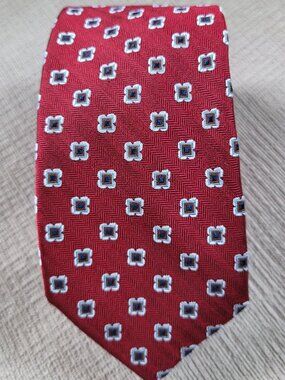 Jos. A. Bank Signature Collection Red 100% Silk Tie Geometric Medallion Necktie